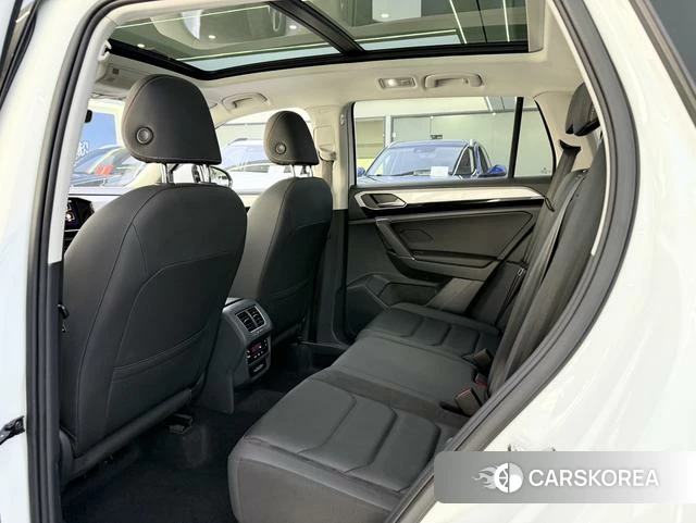 Volkswagen Tanyue 2022 Белый из Китая, фото 6