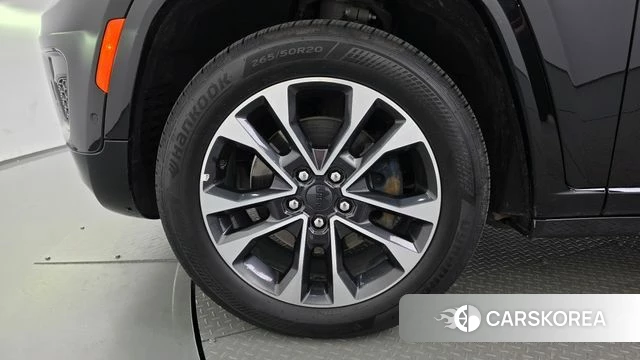 Jeep Grand Cherokee (WL) id 4750189 из Кореи 34