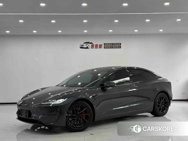 Tesla Model 3 2025 Темно-серый из Китая, фото 4
