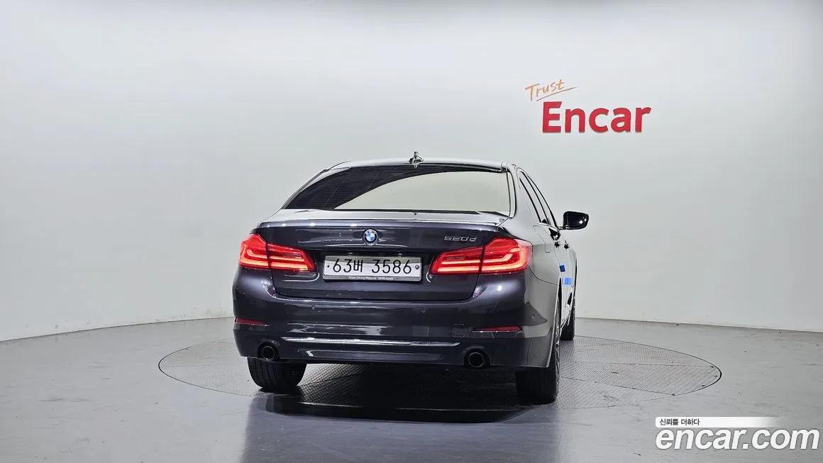 BMW 5 Series (G30) id 2150893 из Кореи 14