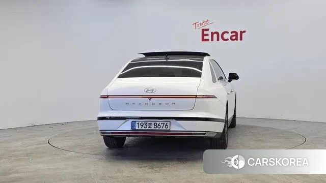 Hyundai Grandeur (GN7) id 3634502 из Кореи 14