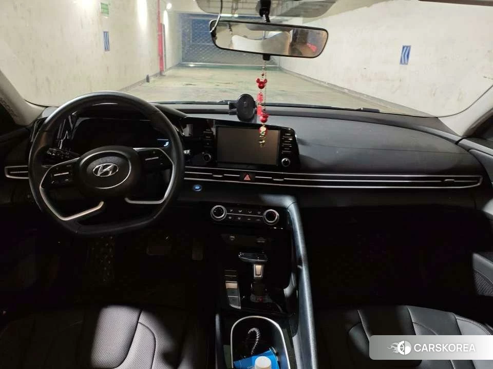 Hyundai Elantra 2022 Белый из Китая, фото 4