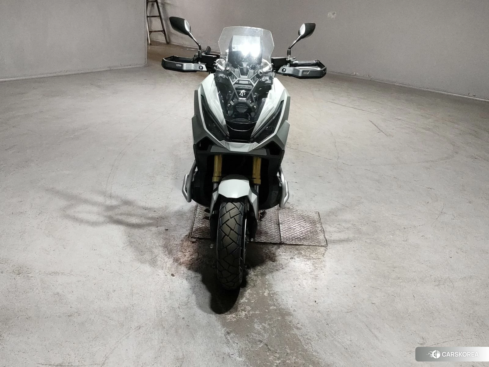 Проданный Honda X-ADV 750 id 3948339 из Японии, фото 2