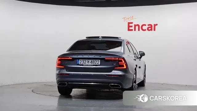 Volvo S60 3rd generation id 3525402 из Кореи 14