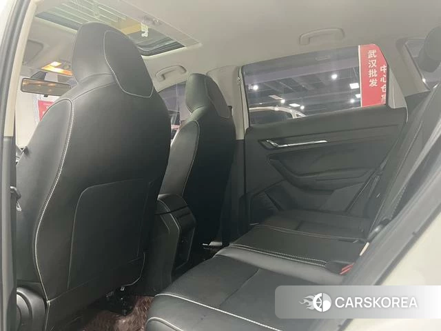 Skoda Komick 2023 Белый из Китая, фото 5