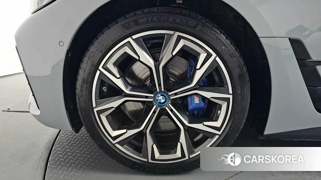 BMW i4 id 4591411 из Кореи 34