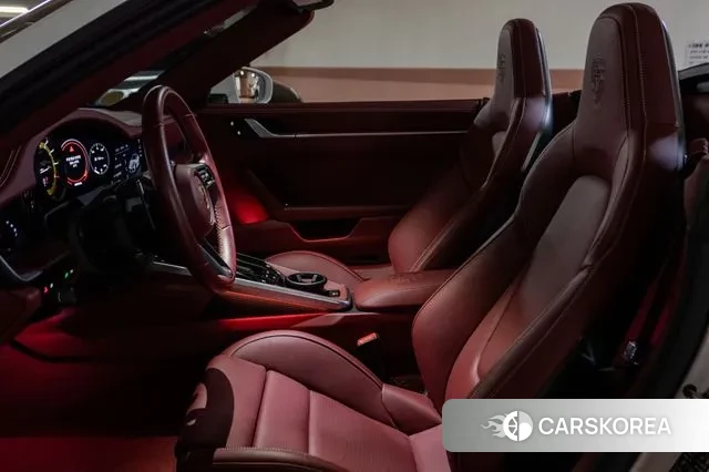 Porsche 911(992) 2023 Белый из Кореи, фото 5