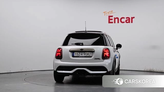 Mini Cooper S id 4720354 из Кореи 27