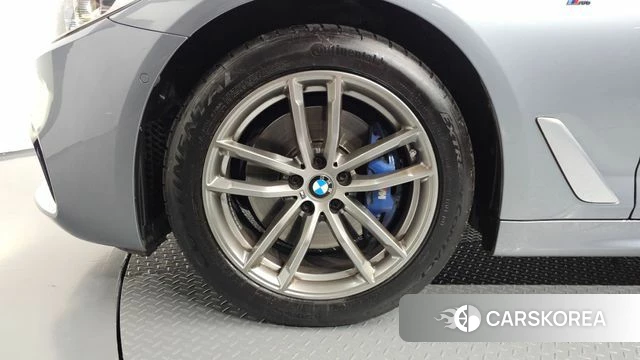 BMW 5 Series (G30) id 4781206 из Кореи 28
