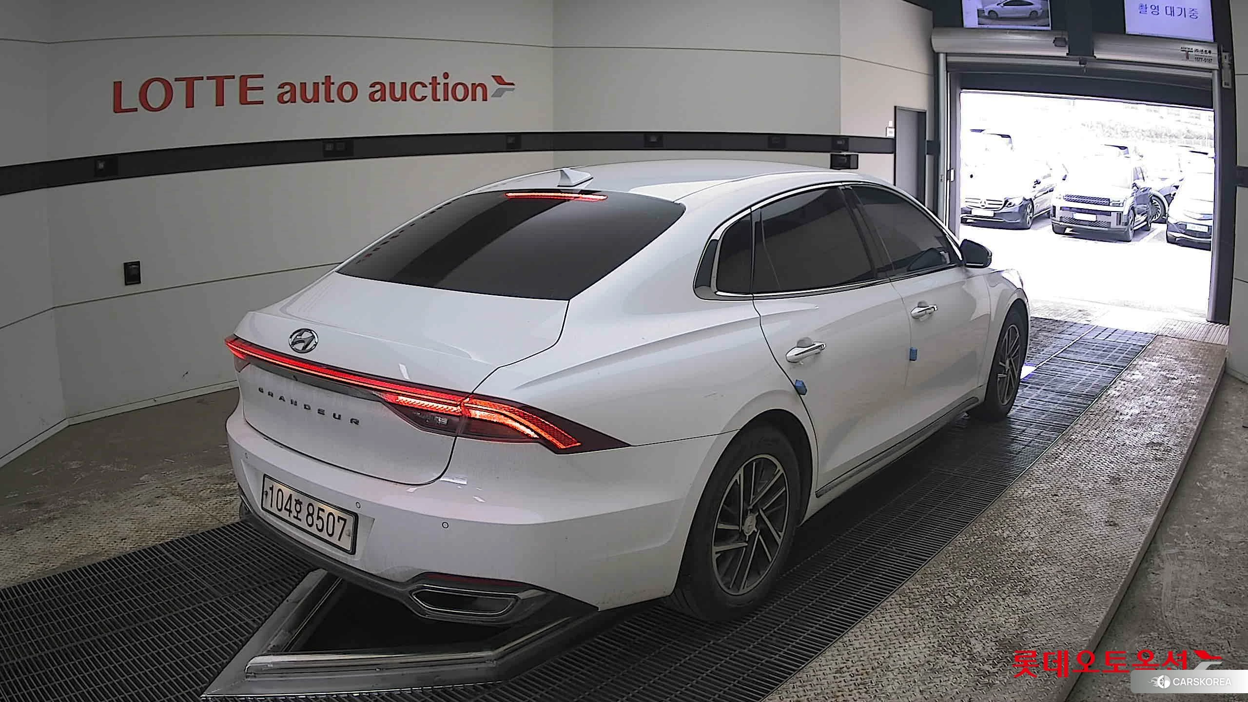 Hyundai Grandeur id 3888295 из Кореи 31