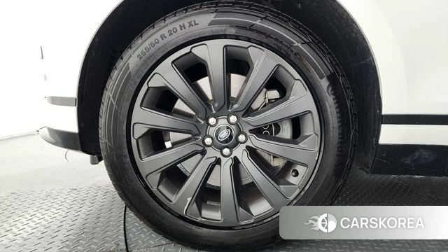 Land Rover Range Rover Velar id 4201712 из Кореи 32
