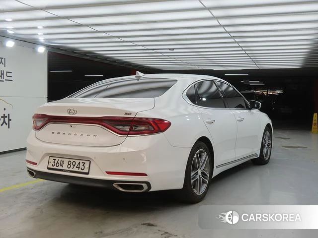 Hyundai Grandeur IG id 4311038 из Кореи 14