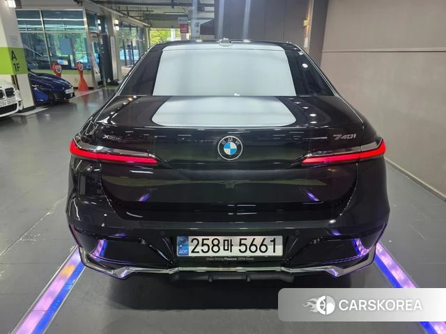 BMW 7 Series (G70) id 4724490 из Кореи 14