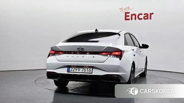 Hyundai Avante Hybrid (CN7) id 3851880 из Кореи 14