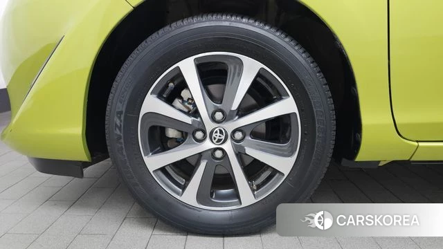 Toyota Prius C id 4633184 из Кореи 26