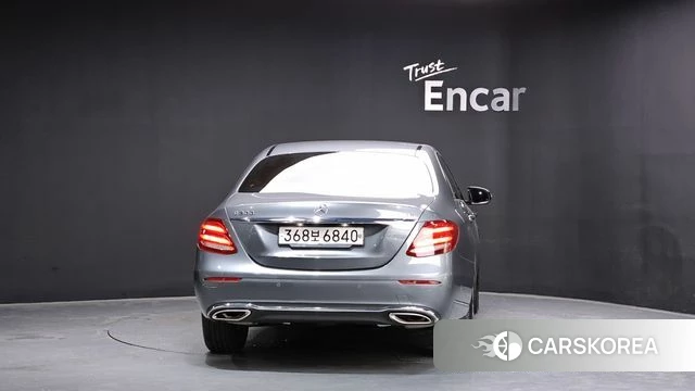 Mercedes-Benz E-Class W213 id 4384185 из Кореи 29