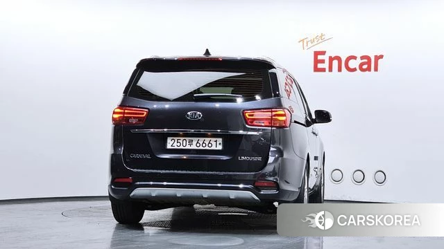 Kia The New Carnival id 4385014 из Кореи 32