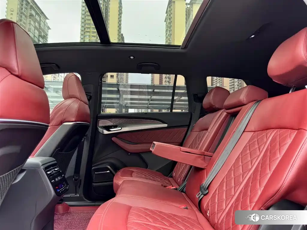 Audi Q6 id 4679761 из Китая 34