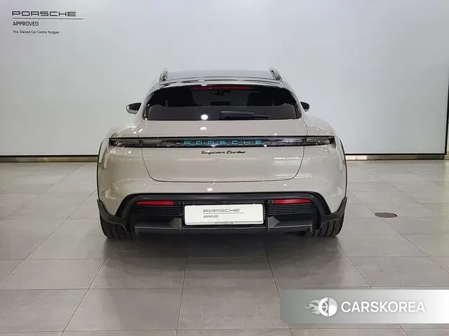 Porsche Taycan id 3763446 из Кореи 14