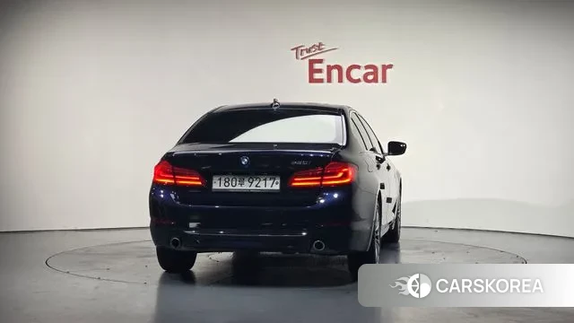 BMW 5 Series (G30) id 3095211 из Кореи 14