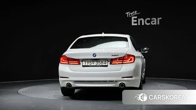 BMW 5 Series (G30) id 3275442 из Кореи 14