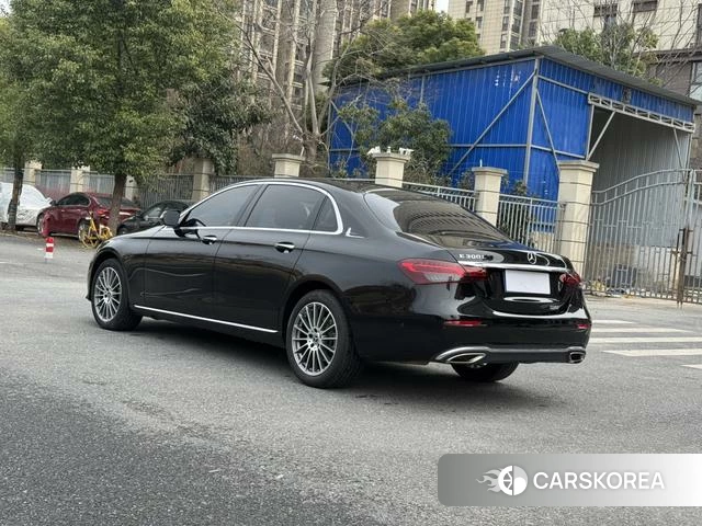 Mercedes-Benz E-class id 4256761 из Китая 11