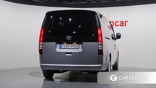 Hyundai Staria id 3597000 из Кореи 14