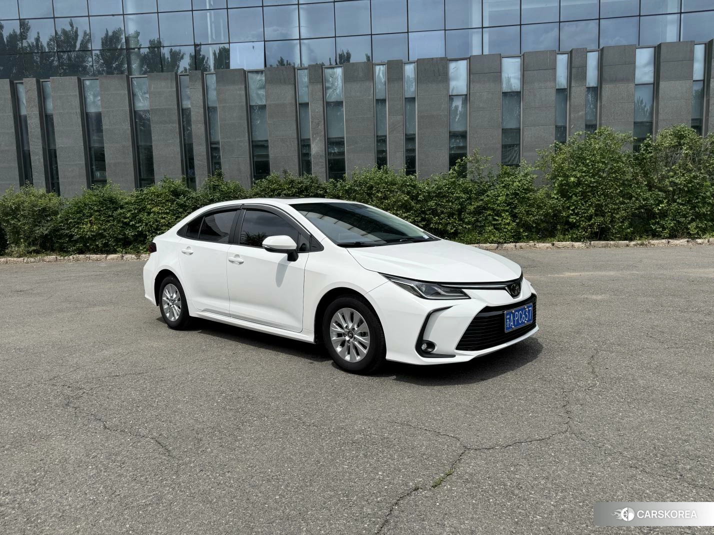 Toyota Corolla id 4510464 из Китая 10