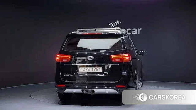 Kia The New Carnival id 3484951 из Кореи 14