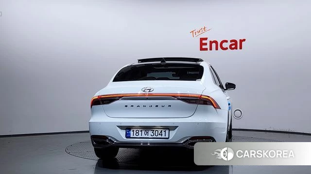 Hyundai The New Grandeur IG id 4428403 из Кореи 29