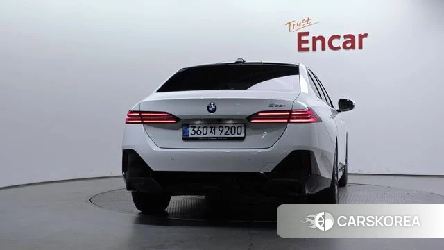 BMW 5 Series (G60) id 4700625 из Кореи 26