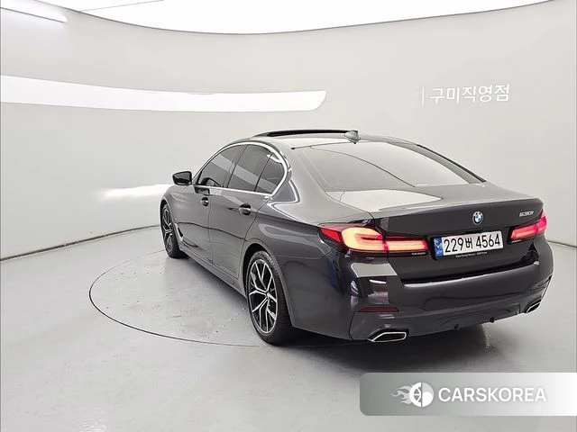 BMW 5 Series (G30) id 4769119 из Кореи 14