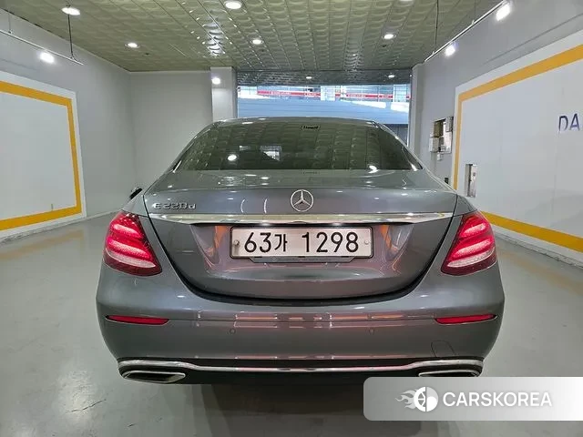 Mercedes-Benz E-Class W213 id 3536409 из Кореи 14