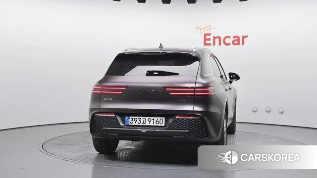 Genesis GV70 id 3923584 из Кореи 14