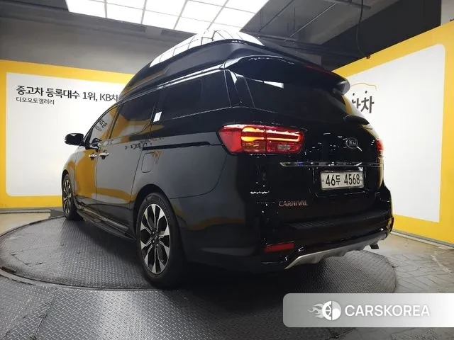 Kia The New Carnival id 3045214 из Кореи 14