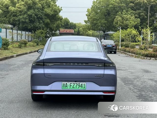 Nissan N6 id 4263414 из Китая 8