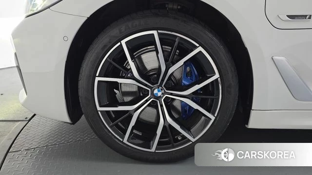 BMW 5 Series (G30) id 3965065 из Кореи 14