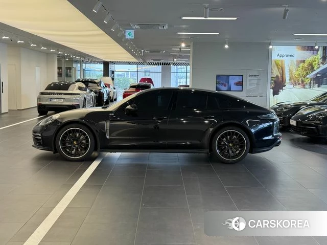 Porsche Panamera (971) 2023 Черный из Кореи, фото 6