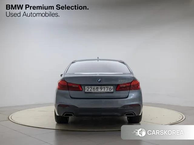 BMW 5 Series (G30) id 2994878 из Кореи 14