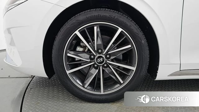 Hyundai The New Grandeur IG id 4631485 из Кореи 27