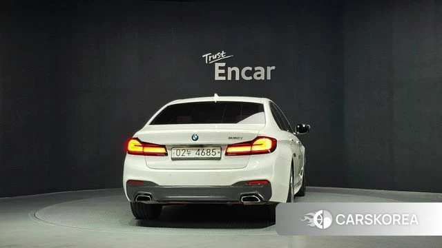 BMW 5 Series (G30) id 4521032 из Кореи 29