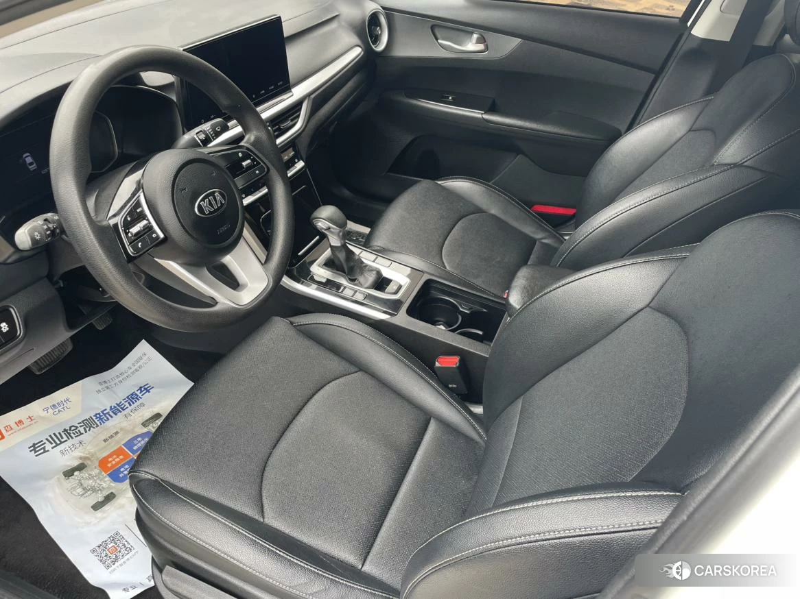 Kia K3 2021 Белый из Китая, фото 6