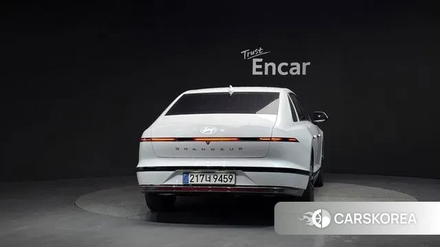 Hyundai Grandeur Hybrid (GN7) id 3419952 из Кореи 14