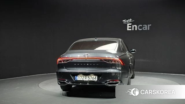 Hyundai The New Grandeur IG id 4416385 из Кореи 24