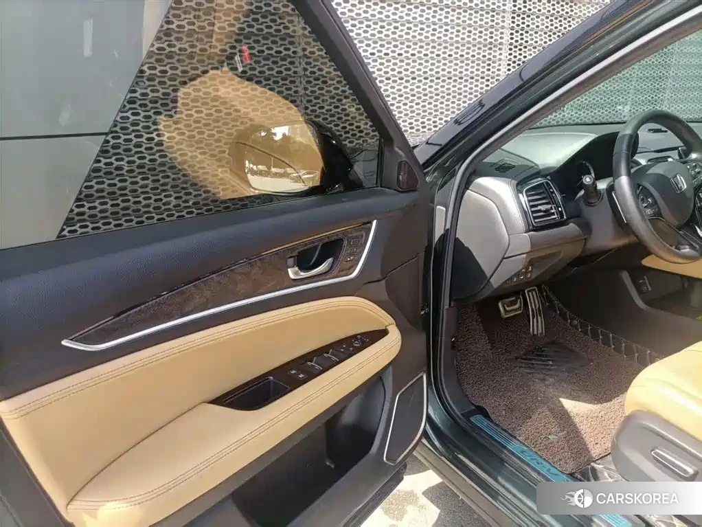 Honda UR-V id 4539272 из Китая 12