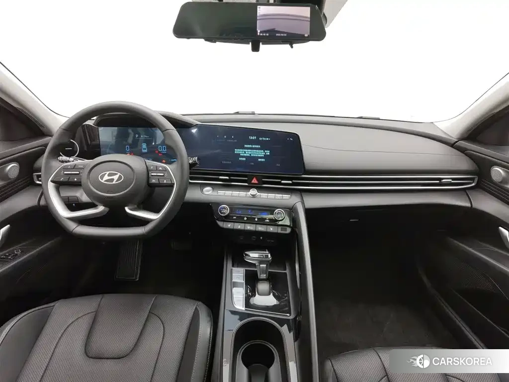 Hyundai Elantra id 4545653 из Китая 18