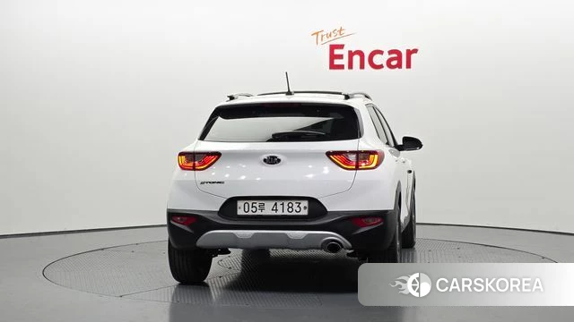 Kia Stonic id 4188680 из Кореи 14