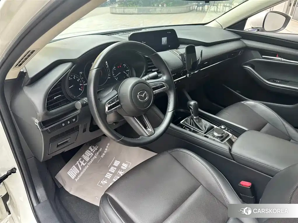 Mazda 3 id 4554124 из Китая 16