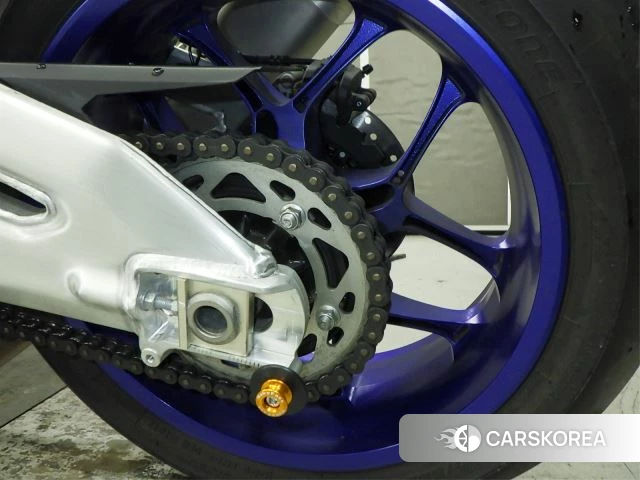 Yamaha YZF-R1M id 4229299 из Японии 28
