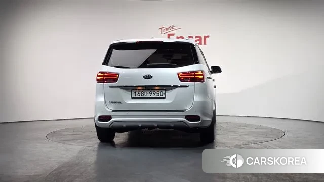 Kia The New Carnival id 3484654 из Кореи 14